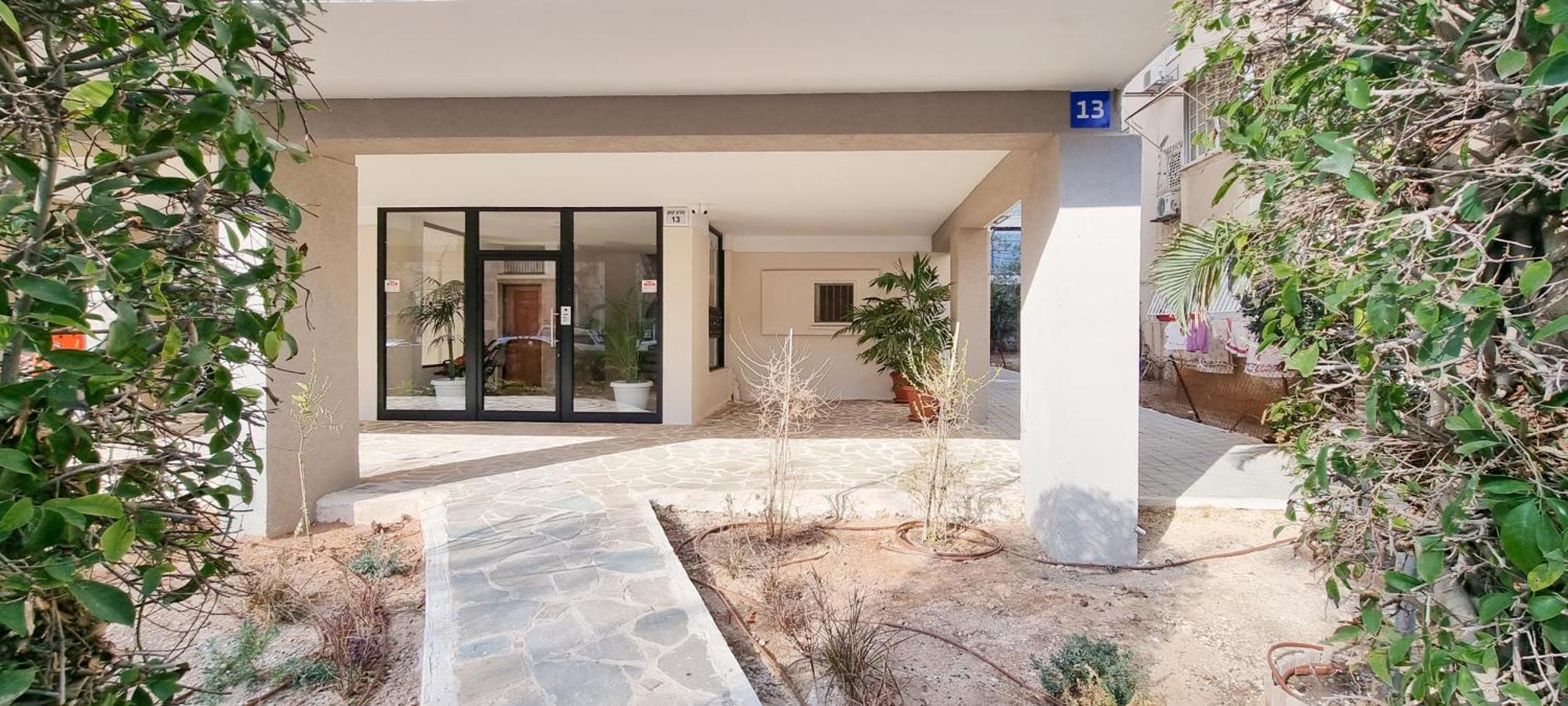 Bnb Israel Apartments - Harav Kook Lilas Tel Aviv Exterior foto